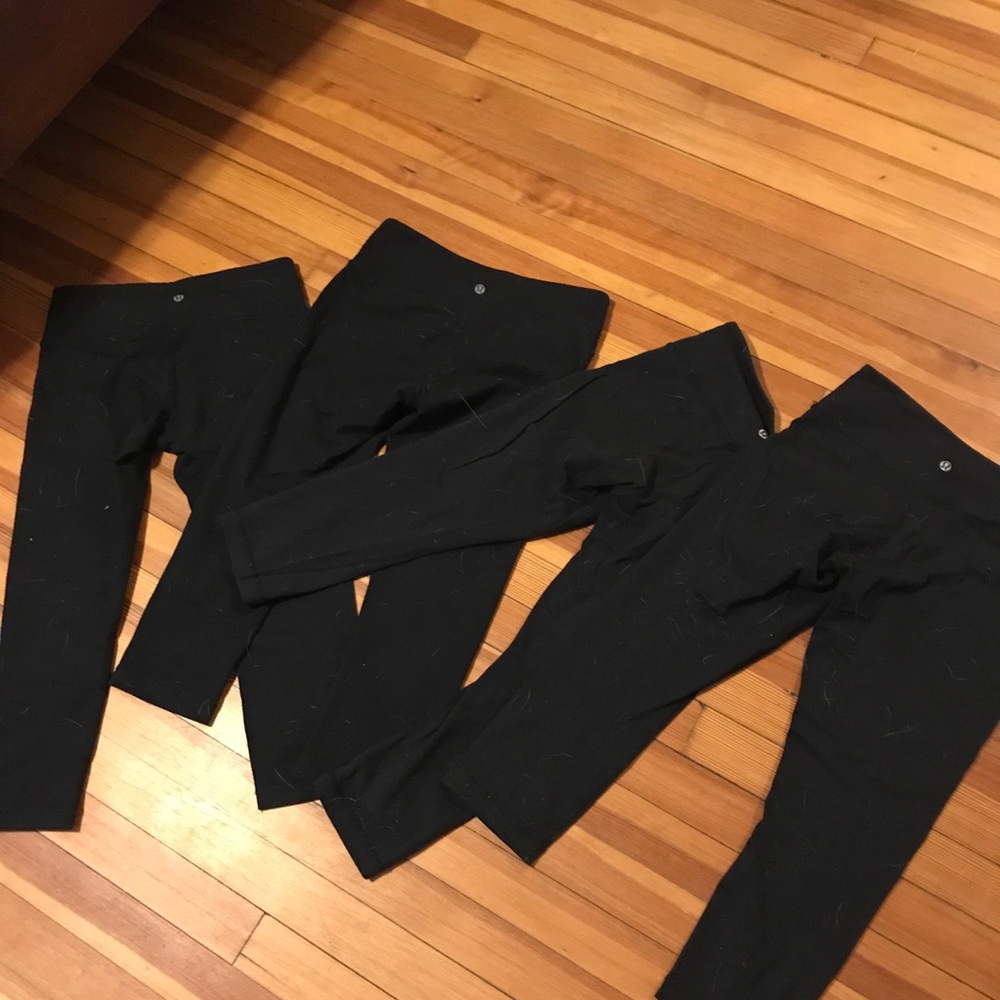 LULULEMON BLACK WUNDER UNDER CAPRIS!